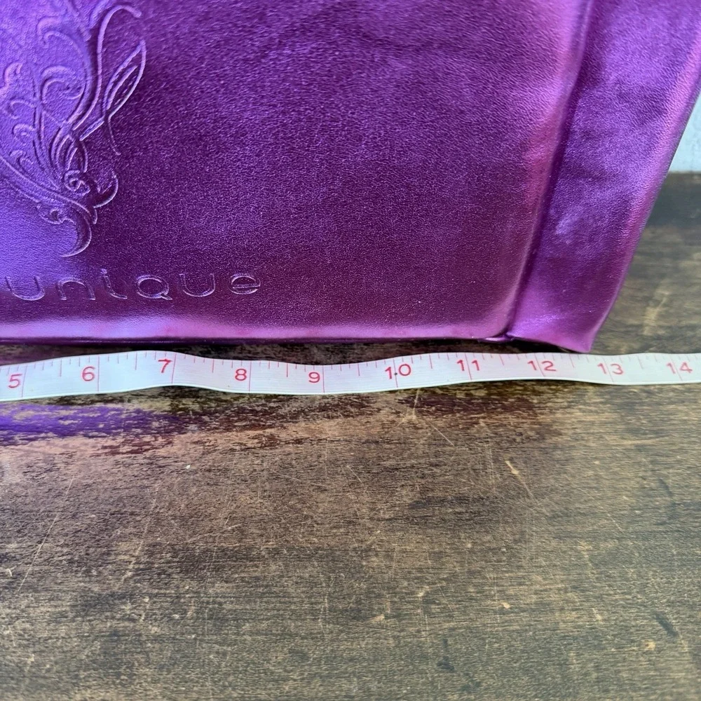 Younique Metallic Purple Presenter Kit Makeup Pocket Business Bag New In‎ Box